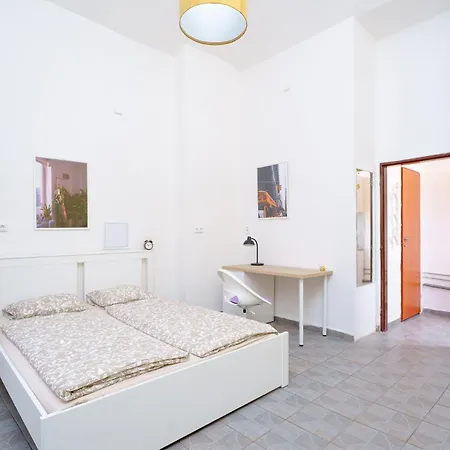 Appartamento Smart Close To Náměstí Bratří Synků