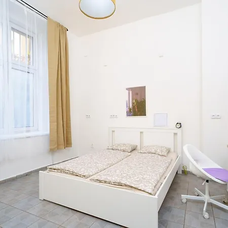 Apartment Smart Close To Namesti Bratri Synku *