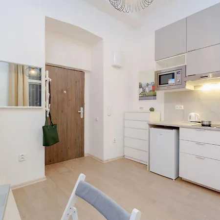 Smart Close To Namesti Bratri Synku Apartment Prag