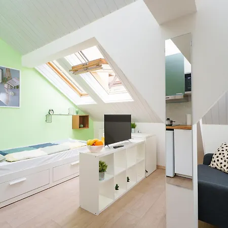 Smart Close To Namesti Bratri Synku