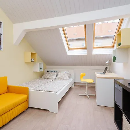 Appartamento Smart Close To Náměstí Bratří Synků