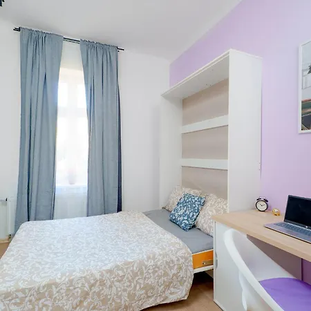 Smart Close To Namesti Bratri Synku *