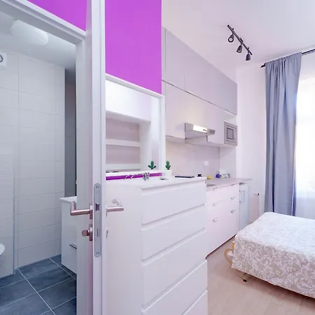 Smart Close To Náměstí Bratří Synků Appartamento *