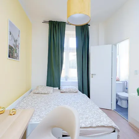 Smart Close To Náměstí Bratří Synků